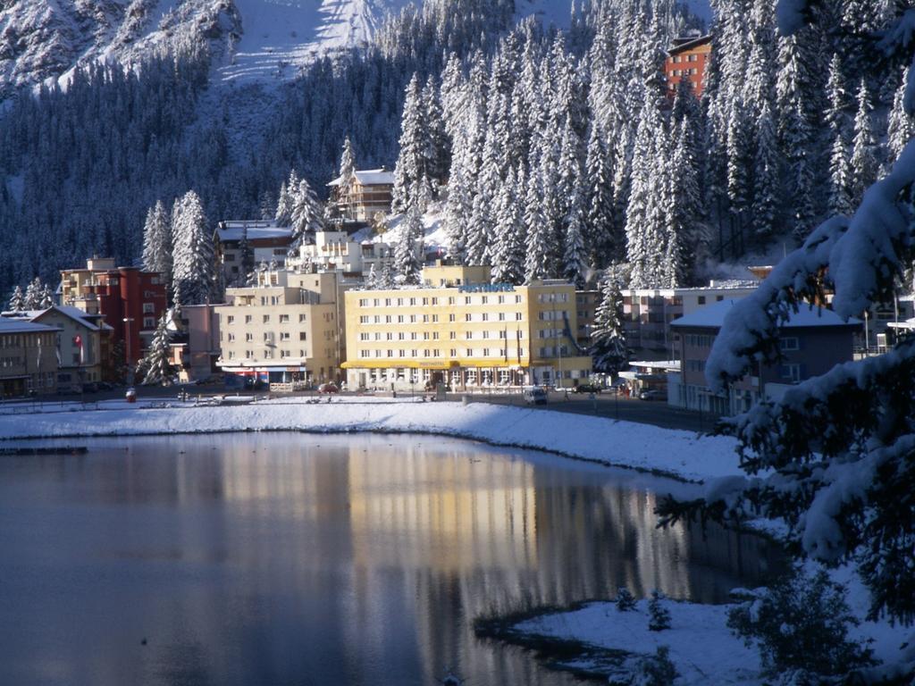 Posthotel Holiday Villa 阿罗萨 外观 照片
