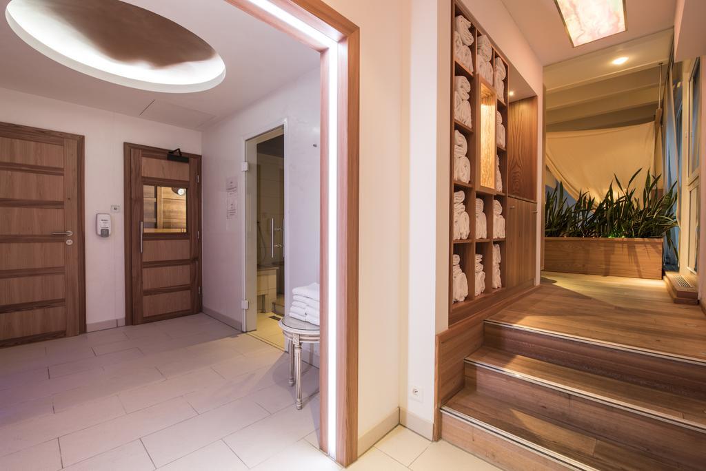Posthotel Holiday Villa 阿罗萨 外观 照片
