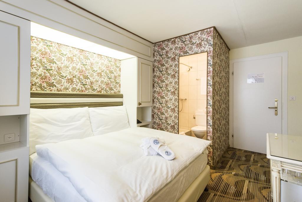 Posthotel Holiday Villa 阿罗萨 客房 照片